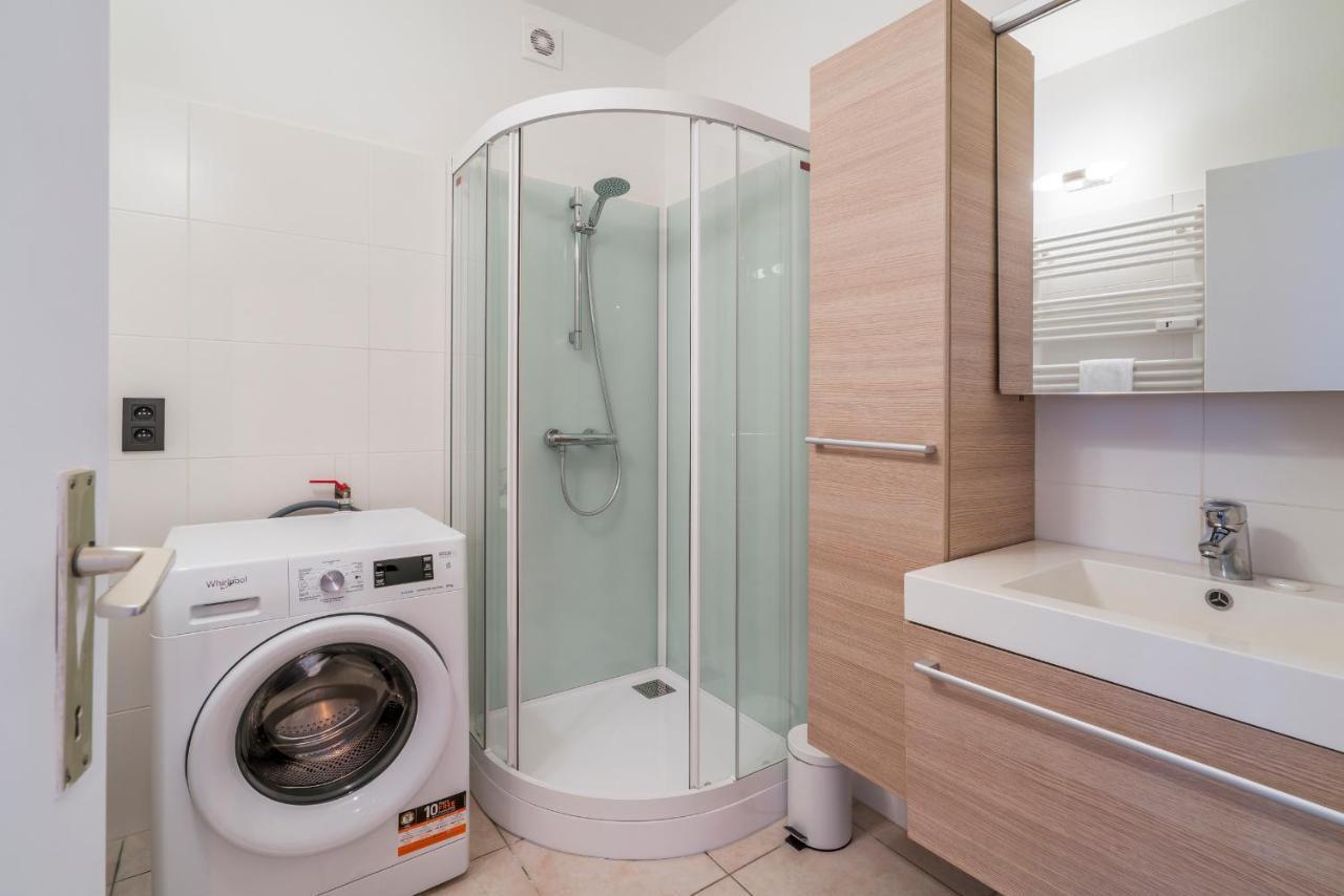 Ruim En Warm Appartement In De Winkelstraat Van Oostende Zewnętrze zdjęcie